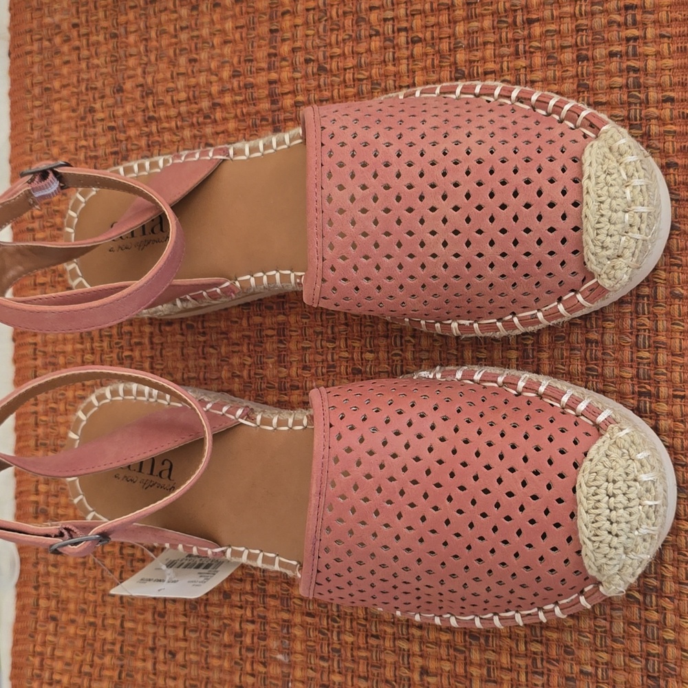 A.N.A BRAND WOMENS TERRACOTTA SUMMER SHOES WITH ADJUSTABLE ANKLE STRAP SIZE 8